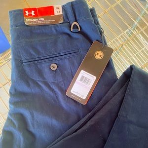 Mens Under Armour Pants - Size 32 x 34. Straight leg (NWT)